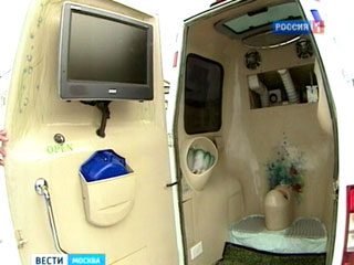 Туалет на колесах изнутри240320